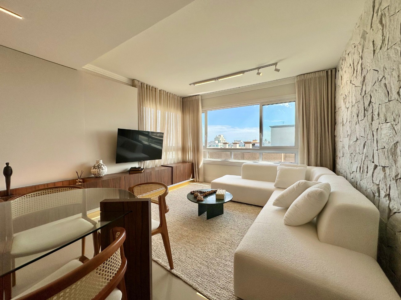 Imagem do imóvel Apartamento 3 dormitórios à venda, Zona Nova em Capão Da Canoa referência 305218