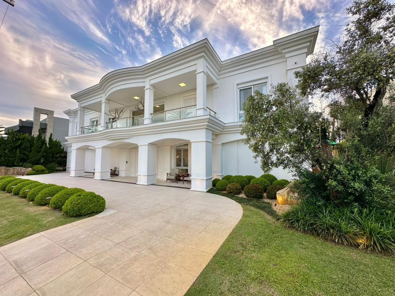 Imagem do imóvel Casa em condomínio 4 dormitórios à venda, Enseada Lagos De Xangri-lá em Xangri-lá referência 305581