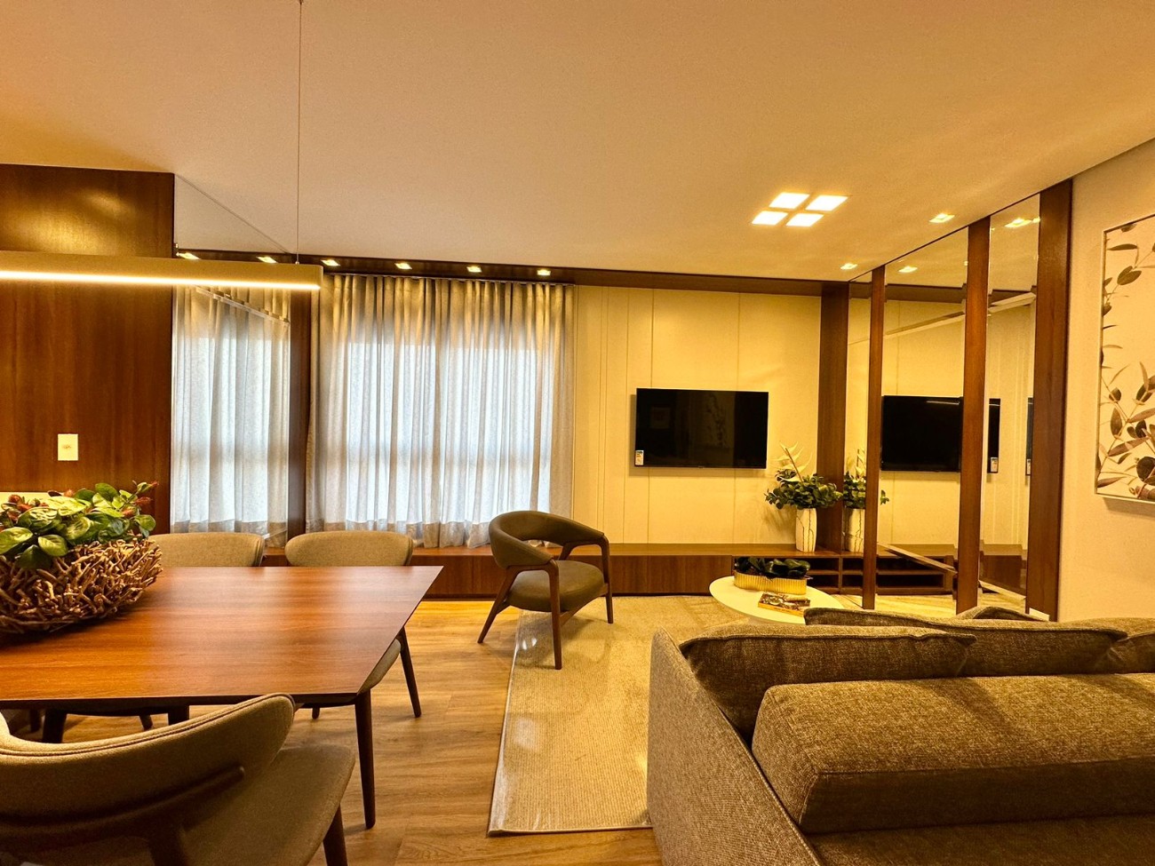Imagem do imóvel Apartamento 2 dormitórios à venda, Centro em Capão Da Canoa referência 305874
