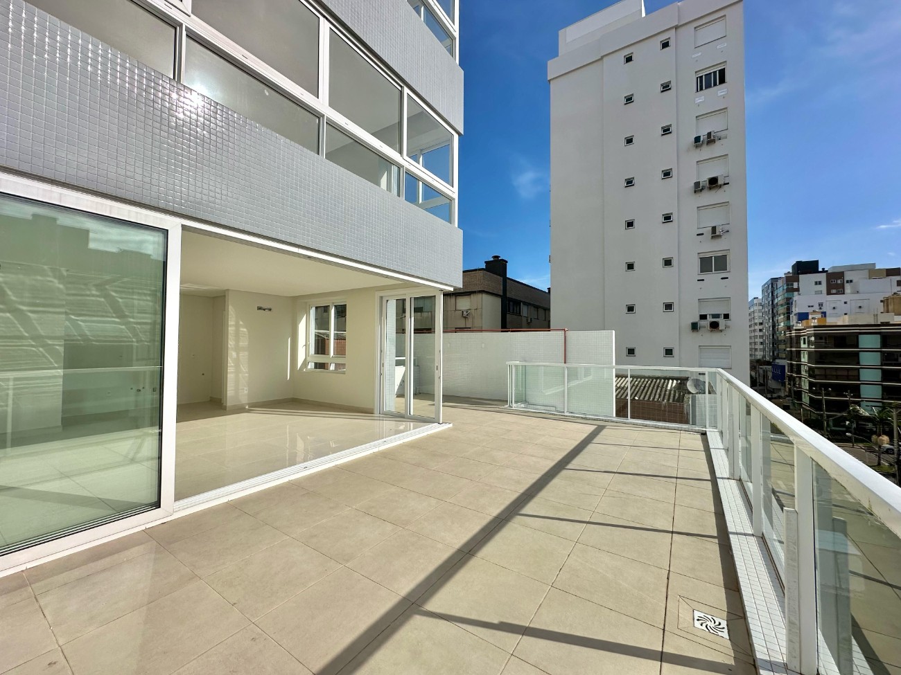 Imagem do imóvel Apartamento 3 dormitórios à venda, Centro em Capão Da Canoa referência 306847