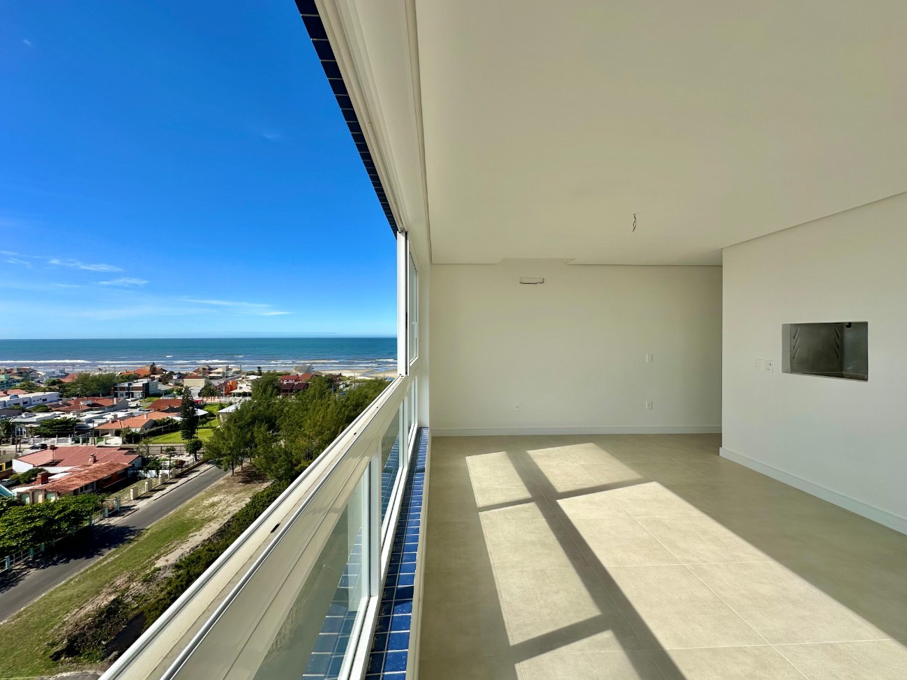 Imagem do imóvel Apartamento 3 dormitórios à venda, Zona Nova em Capão Da Canoa referência 306993