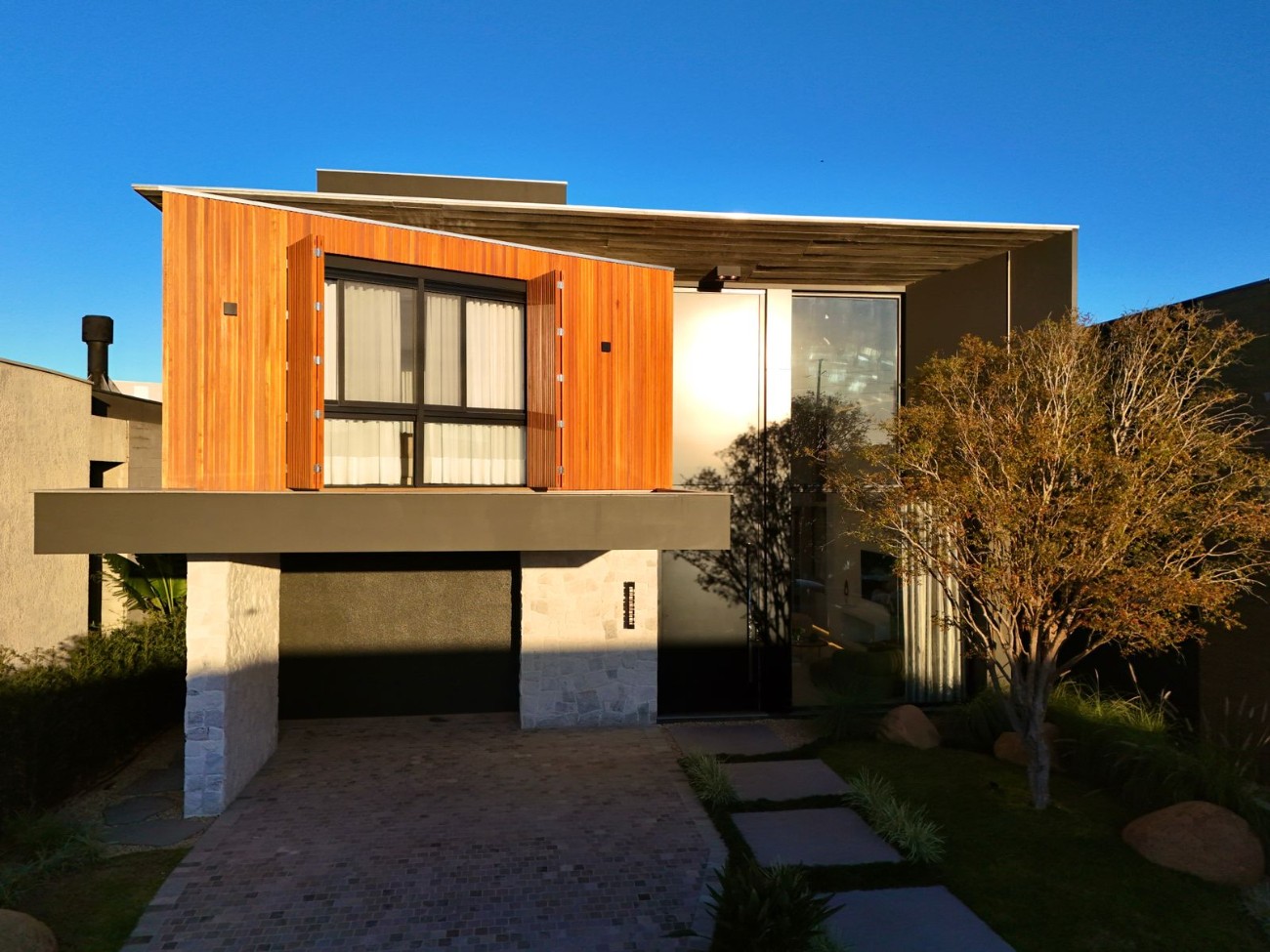 Imagem do imóvel Casa em condomínio 4 dormitórios à venda, Capão Ilhas Resort em Capão Da Canoa referência 307353