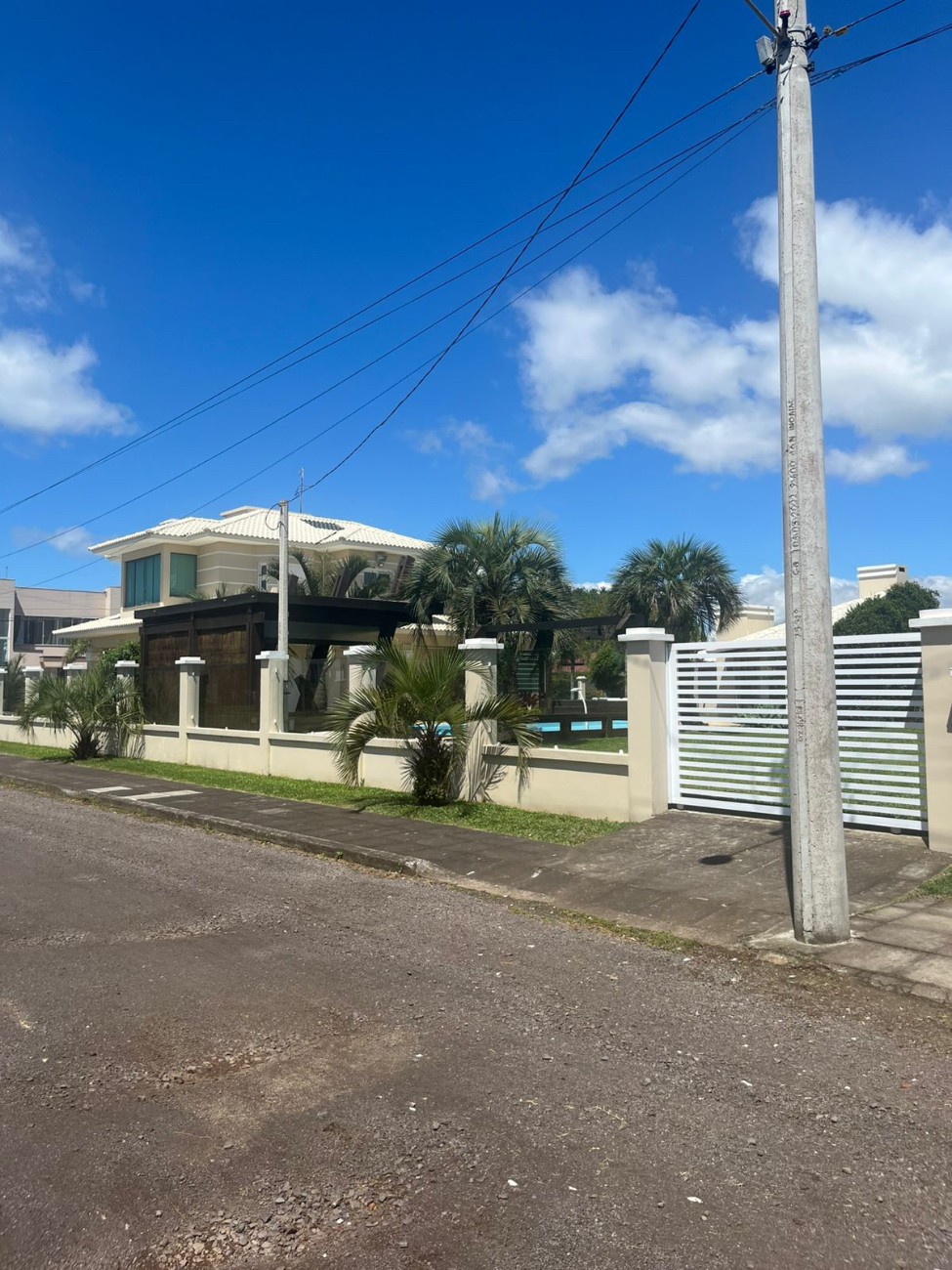 Imagem do imóvel Casa 3 dormitórios à venda, Capao Novo em Capão Novo referência 307499