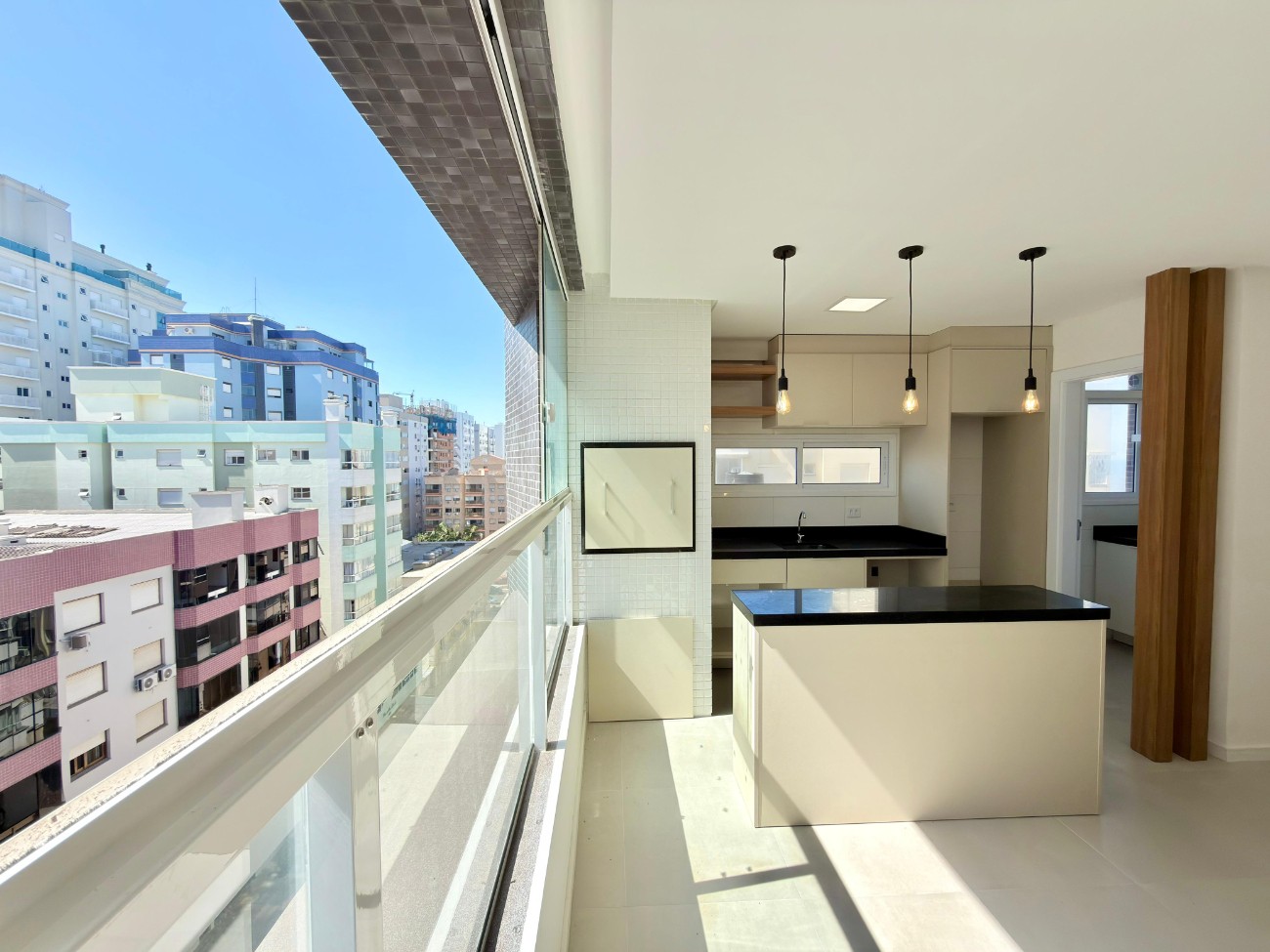 Imagem do imóvel Apartamento 3 dormitórios à venda, Zona Nova em Capão Da Canoa referência 307707