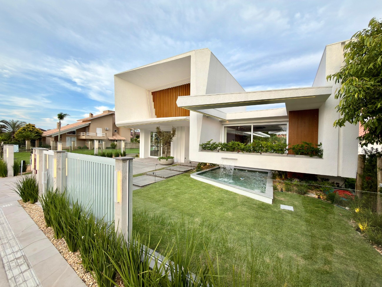 Imagem do imóvel Casa 4 dormitórios à venda, Atlântida em Xangri-lá referência 307800